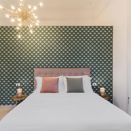 Palazzo Galeoni Luxury Suites Salerno Exteriör bild