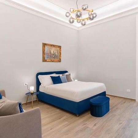 Palazzo Galeoni Luxury Suites Salerno Exteriör bild
