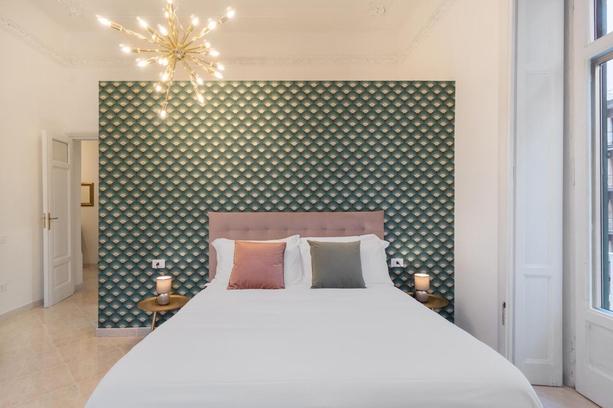 Palazzo Galeoni Luxury Suites Salerno Exteriör bild